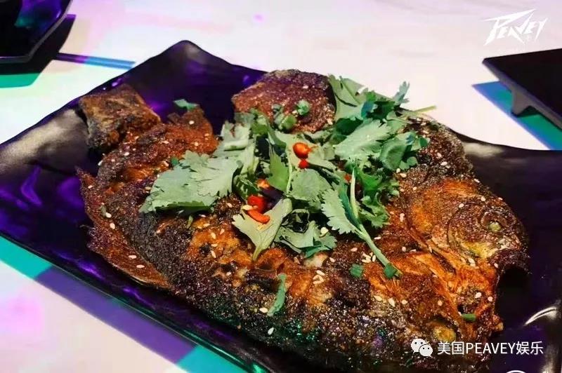 美国PEAVEY娱乐&宜兴伯爵音乐餐厅,让音乐遇见生活! (6).jpg 美国PEAVEY娱乐&宜兴伯爵音乐餐厅,让音乐遇见生活! (6).jpg