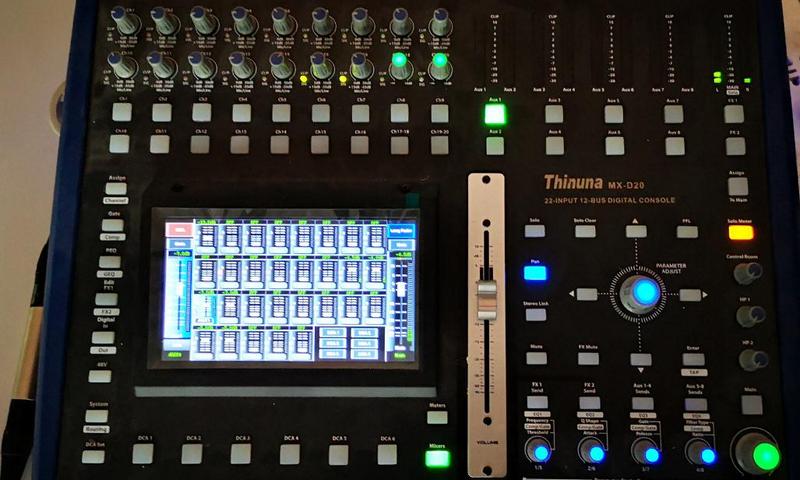 龙8国际官网正版技术团队—为军运会赛事提供扩声技术护航 (19).jpg