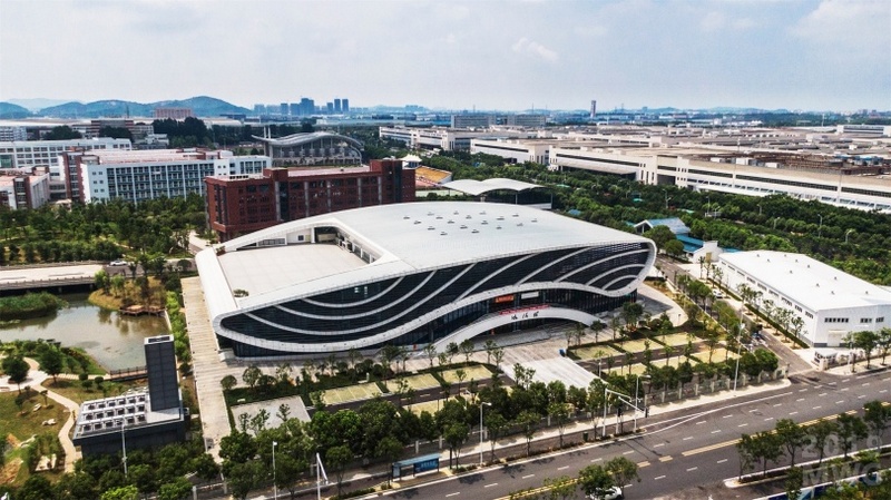 龙8国际官网正版技术团队—为军运会赛事提供扩声技术护航 (46).jpg