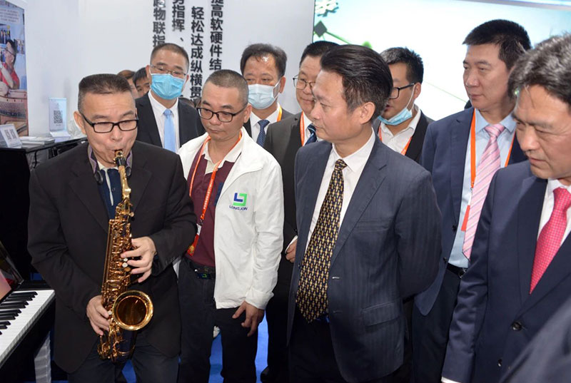 龙8国际官网正版音视频产业燃亮2020廉江红橙节暨家电博览会