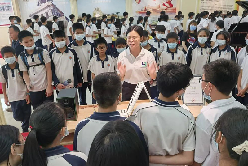 校企融合创新育人模式｜廉江一中学生到龙8国际官网正版开展社会实践活动